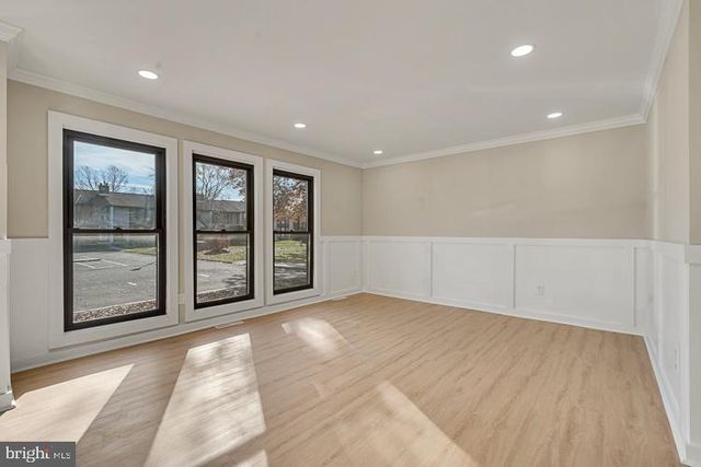 49 TWIN RIVERS DR N, East Windsor, NJ 08520