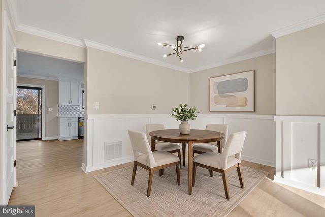 49 TWIN RIVERS DR N, East Windsor, NJ 08520