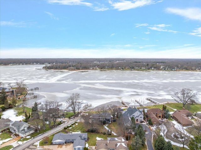 437 Graafschap Road, Holland City, MI 49423