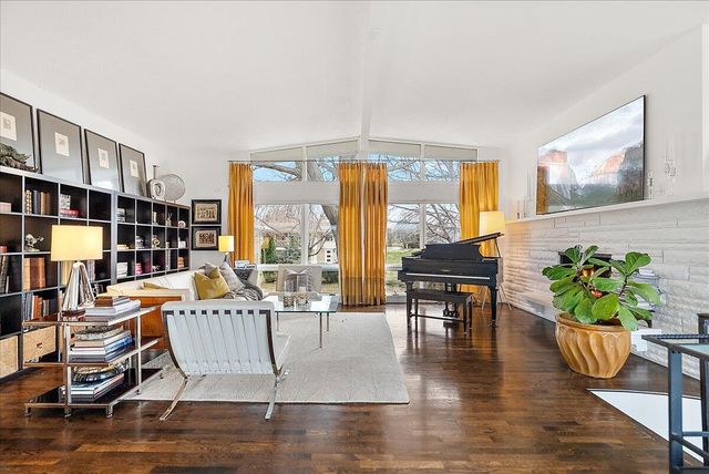 437 Graafschap Road, Holland City, MI 49423