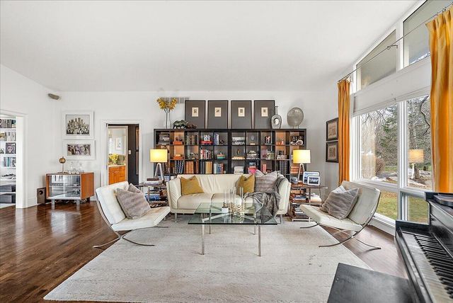 437 Graafschap Road, Holland City, MI 49423