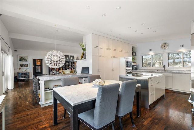 437 Graafschap Road, Holland City, MI 49423