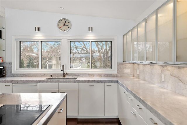 437 Graafschap Road, Holland City, MI 49423