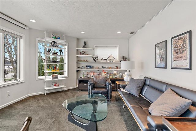 437 Graafschap Road, Holland City, MI 49423