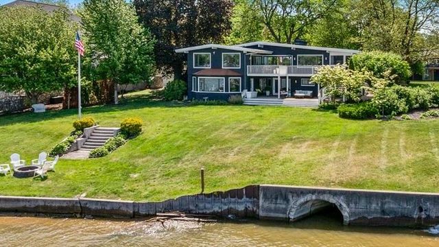 437 Graafschap Road, Holland City, MI 49423