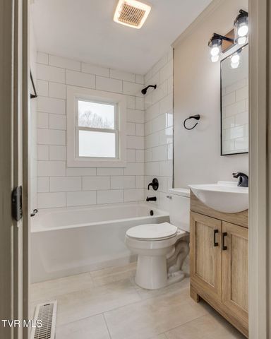 1077 Highway 126, Bristol, TN 37620