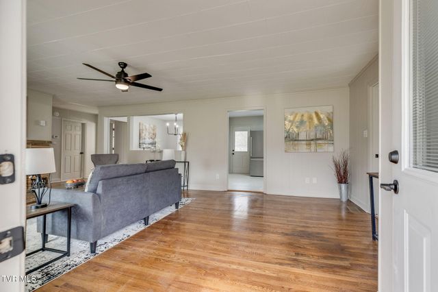 1077 Highway 126, Bristol, TN 37620