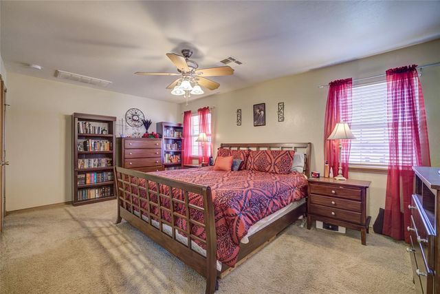 990 Sunflower Drive, Tuttle, OK 73089