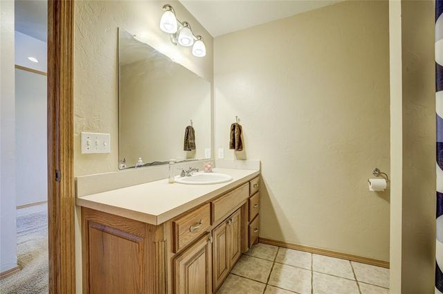 990 Sunflower Drive, Tuttle, OK 73089