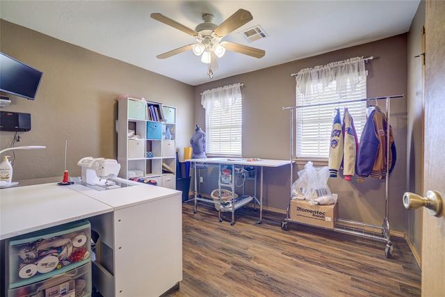 990 Sunflower Drive, Tuttle, OK 73089