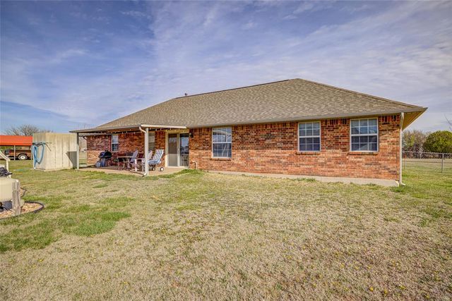 990 Sunflower Drive, Tuttle, OK 73089