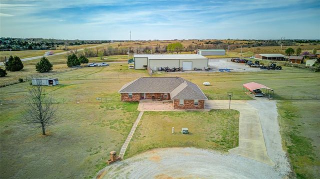 990 Sunflower Drive, Tuttle, OK 73089