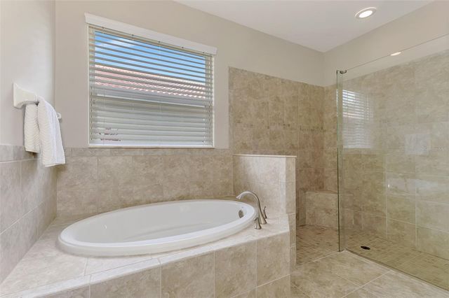 11662 PARROTFISH STREET, Venice, FL 34292
