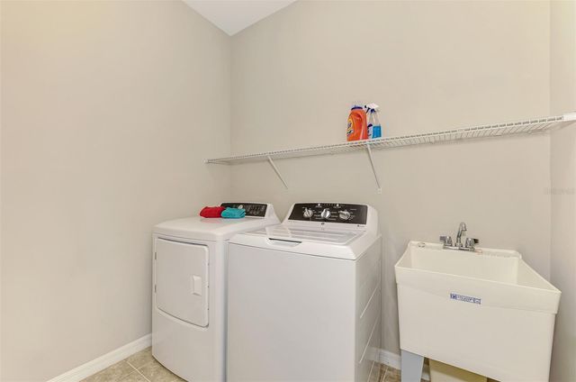 11662 PARROTFISH STREET, Venice, FL 34292