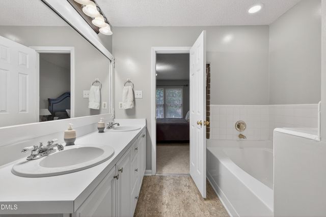 2213 Cushendun Lane, Garner, NC 27529