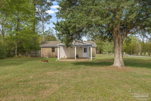 5946 Greenfield St, Pace, FL 32571