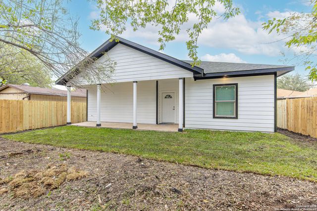 10750 Green Lake, San Antonio, TX 78223