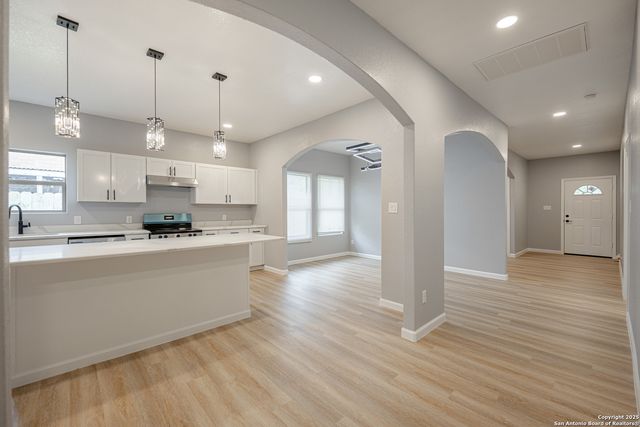 10750 Green Lake, San Antonio, TX 78223