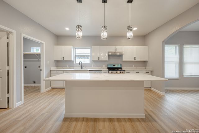 10750 Green Lake, San Antonio, TX 78223