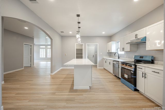 10750 Green Lake, San Antonio, TX 78223