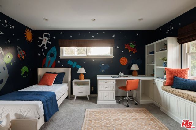 4176 Klump Avenue, Studio City (los Angeles), CA 91602
