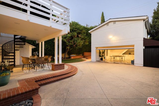 4176 Klump Avenue, Studio City (los Angeles), CA 91602