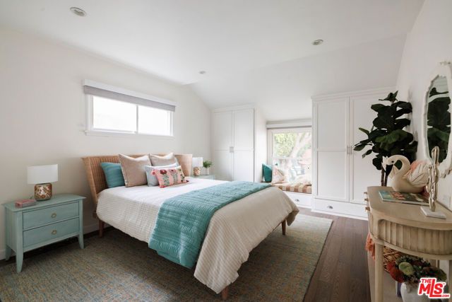 4176 Klump Avenue, Studio City (los Angeles), CA 91602
