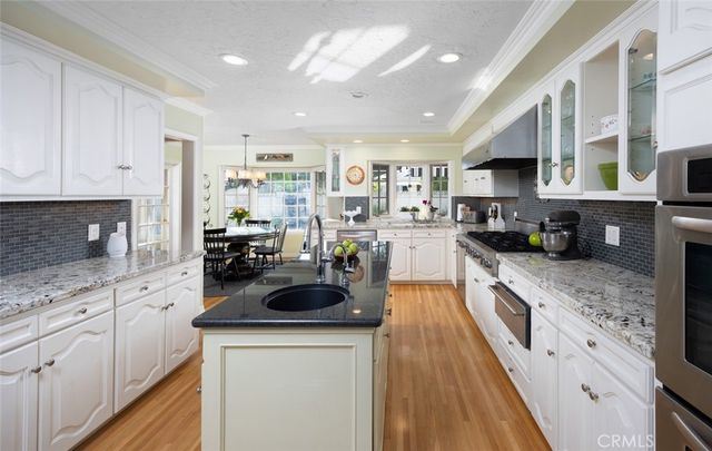 13621 Rushmore Lane, North Tustin, CA 92705