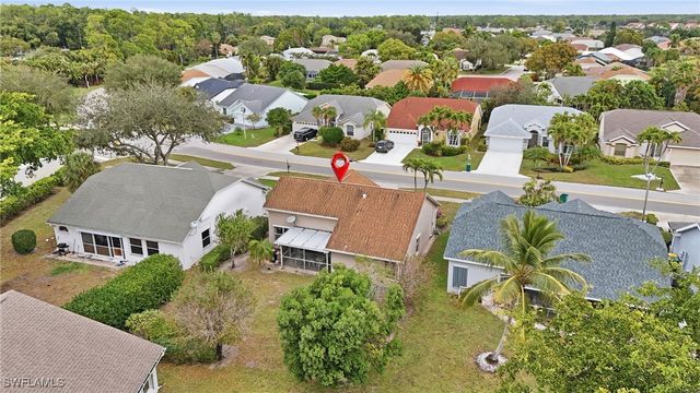 655 Lambton LN, Naples, FL 34104