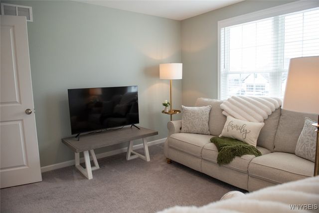 4745 Carlyes Court, Hamburg, NY 14075