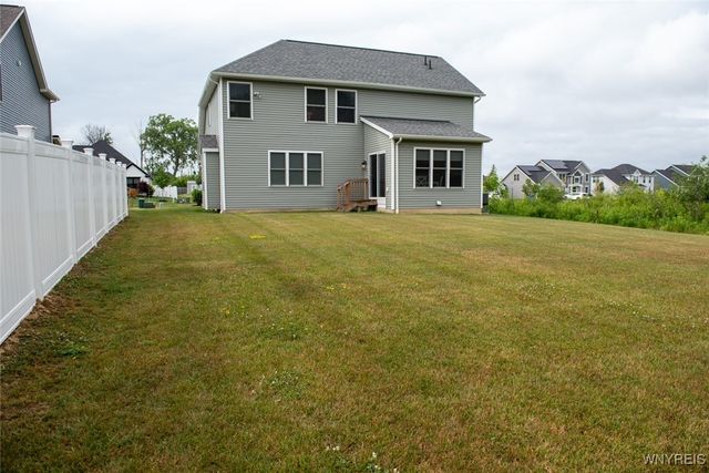 4745 Carlyes Court, Hamburg, NY 14075