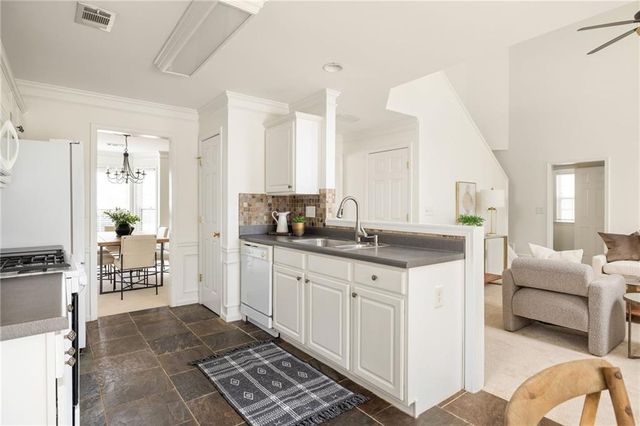 200 Persimmon Trail, Woodstock, GA 30188