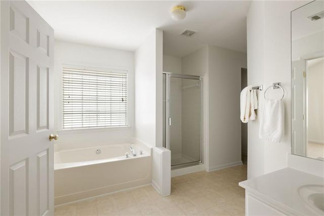 200 Persimmon Trail, Woodstock, GA 30188