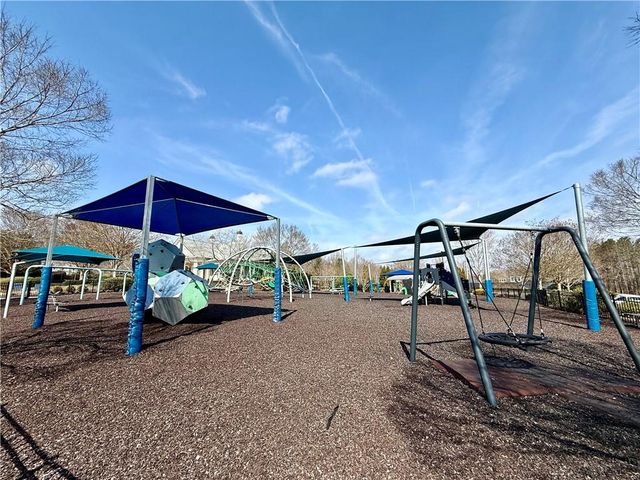 200 Persimmon Trail, Woodstock, GA 30188