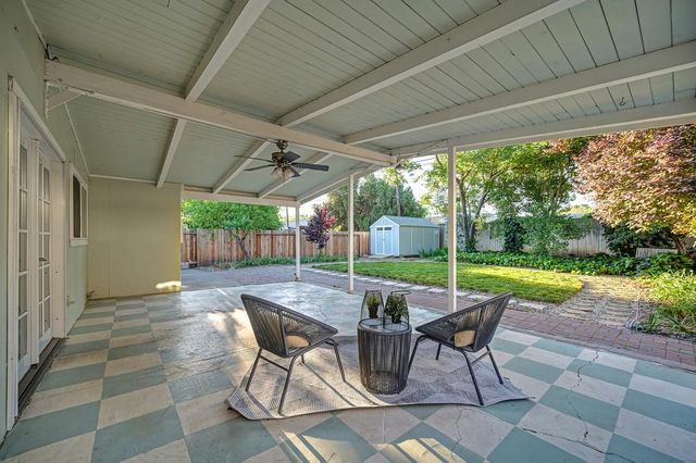 1406 Duke Dr, Davis, CA 95616