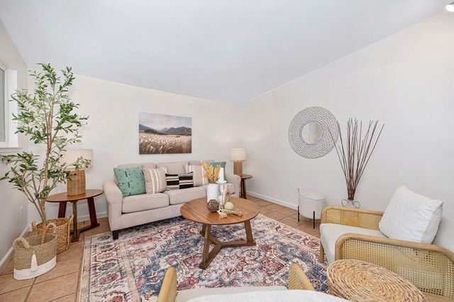 1406 Duke Dr, Davis, CA 95616