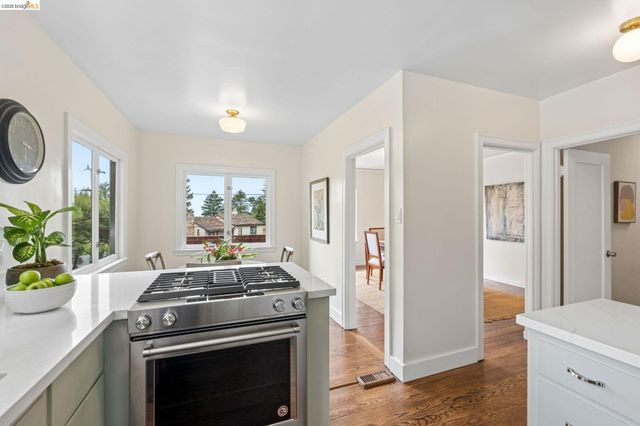 765 Euclid Ave, Berkeley, CA 94708