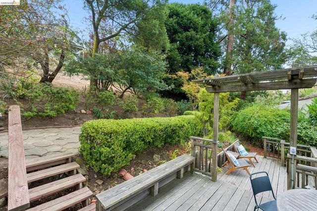765 Euclid Ave, Berkeley, CA 94708