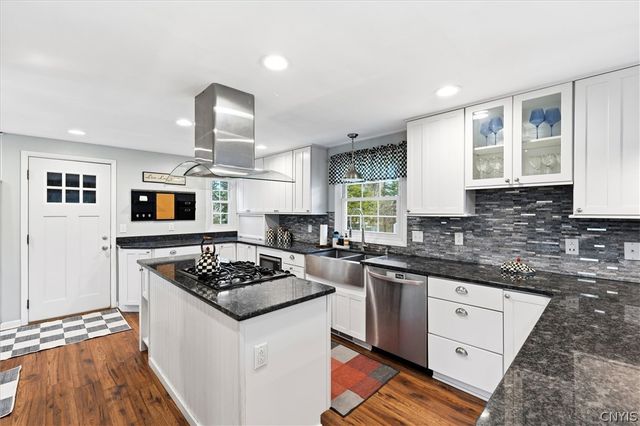 4970 Carnarvon Road, Onondaga, NY 13215