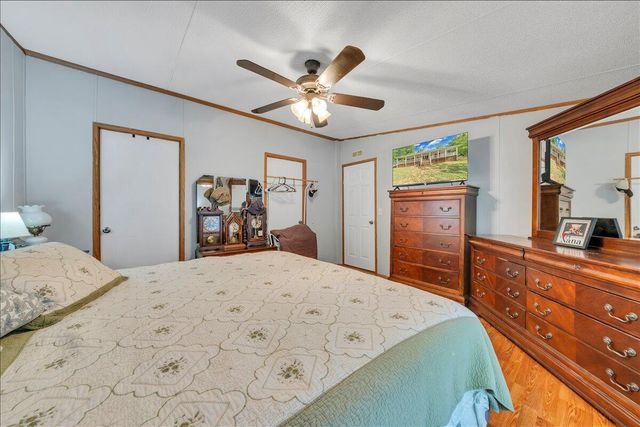 5642 Altice RD, Moneta, VA 24121