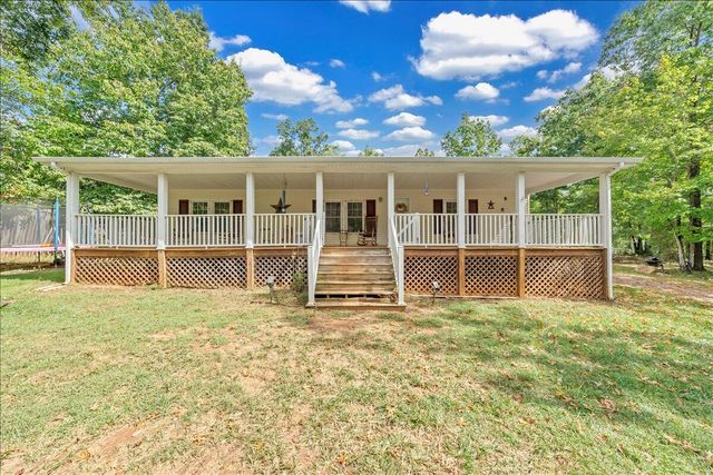 5642 Altice RD, Moneta, VA 24121