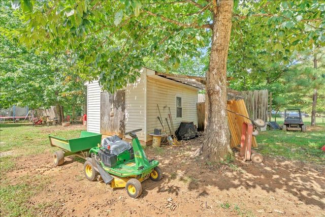 5642 Altice RD, Moneta, VA 24121