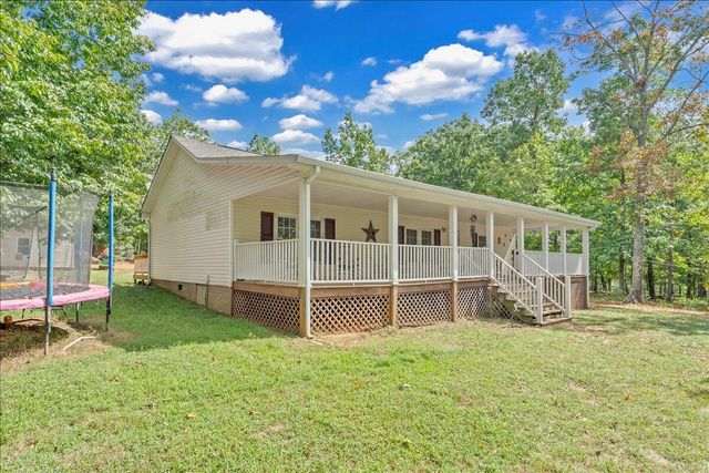 5642 Altice RD, Moneta, VA 24121