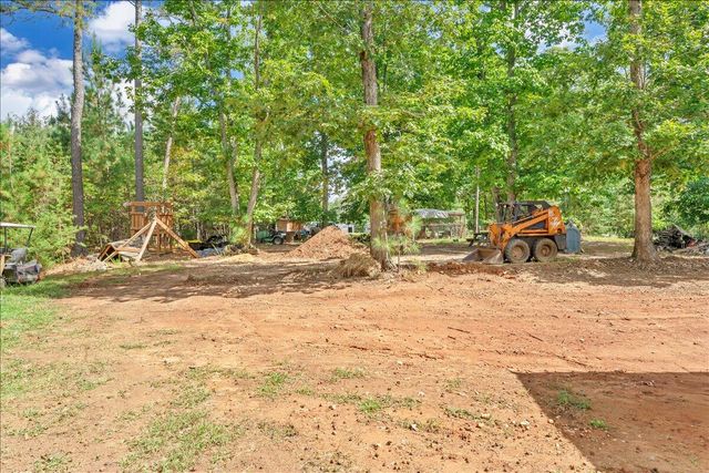 5642 Altice RD, Moneta, VA 24121