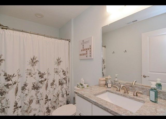 8 Sourwood Circle, Worcester, MA 01605