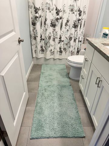 8 Sourwood Circle, Worcester, MA 01605