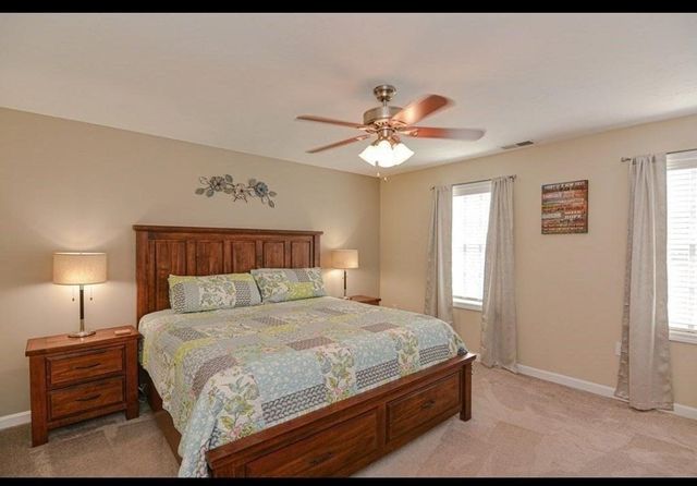 8 Sourwood Circle, Worcester, MA 01605