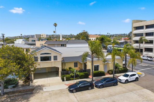 4652 Cass St, Pacific Beach, CA 92109