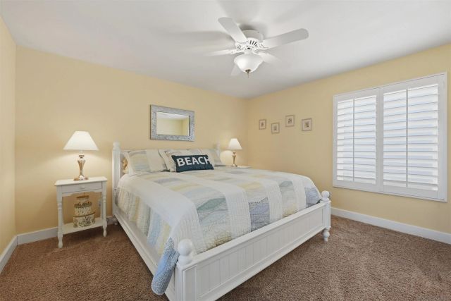 4652 Cass St, Pacific Beach, CA 92109
