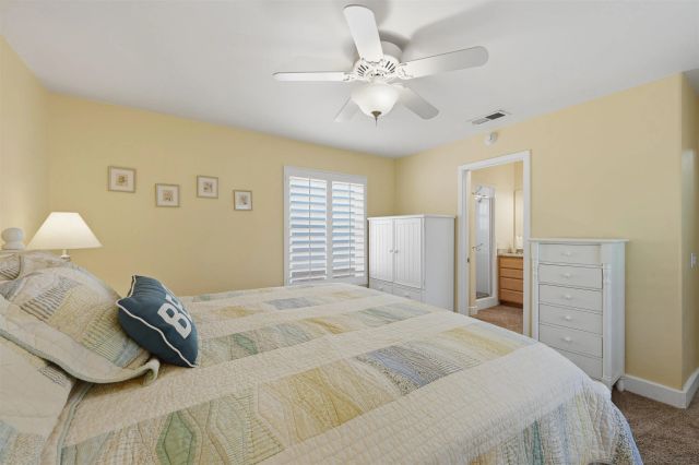 4652 Cass St, Pacific Beach, CA 92109